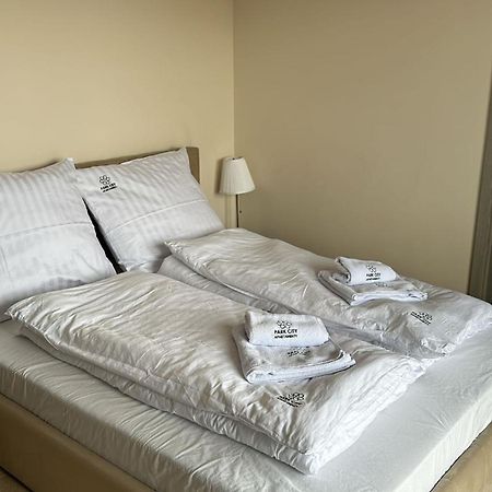 Apartament 33 Park City Ostrow Wielkopolski Luaran gambar